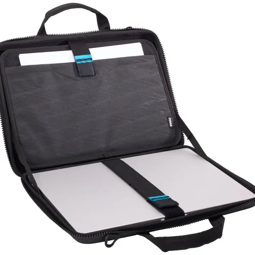 Thule Gauntlet MacBook Çantası 16